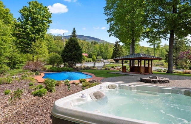 Idyllic Dorset Home: Serene Escape w/amazing views