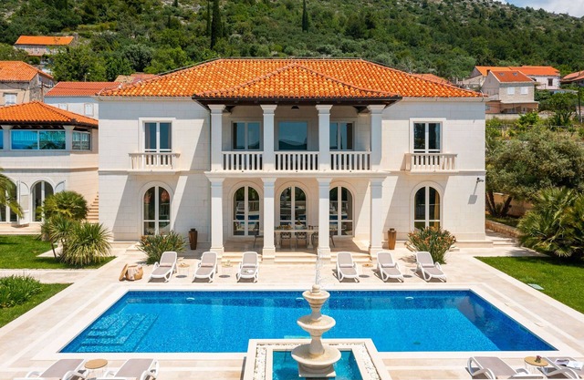 Sensacional Villa Dubrovnik | Magnificencia de Villa Dubrovnik | Villa de 6 dormitorios | Mobiliario