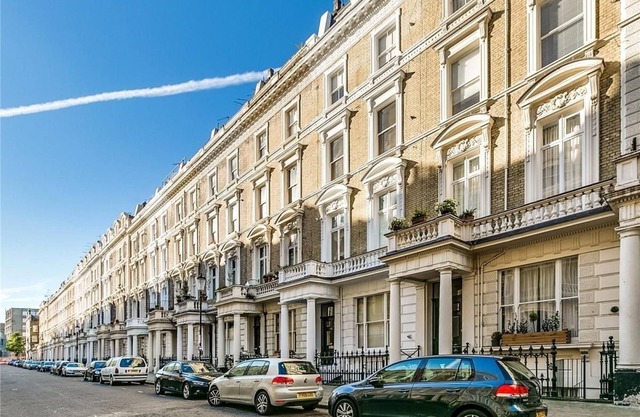 Idyllic Notting Hill 2Bed 2Bath Apartment