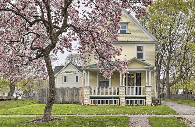 Idyllic Rochester Apartment: 2 Miles to Downtown!