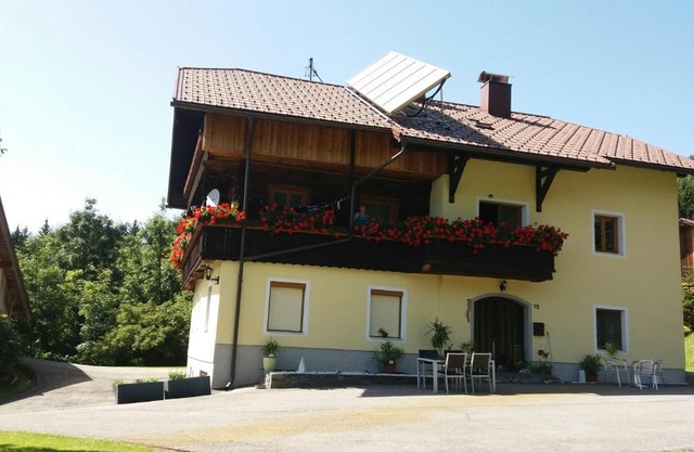 idyllischer Landhof Nähe Millstättersee Ferienwohnung mit Balkon