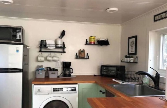 Idyllwind Hills Tiny House