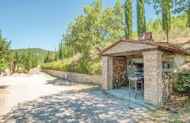 Alojamiento de 3 habitaciones en San Giustino PG