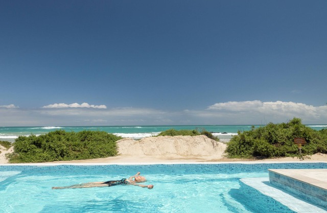 Iguana Crossing Boutique Hotel