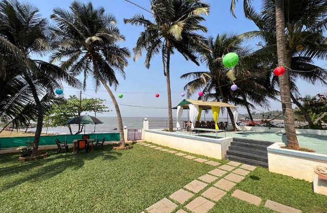 iIRA Stays: Ocean Bliss (Sea View)