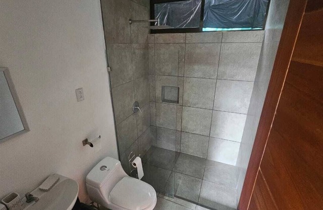 Ikal: Casa Minimalista en Ojochal
