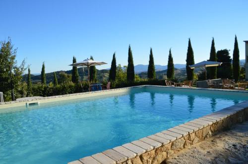 Il Borgo Del Lupo Relax Family Apartments in Tuscany with Restaurant & Swimming Pool