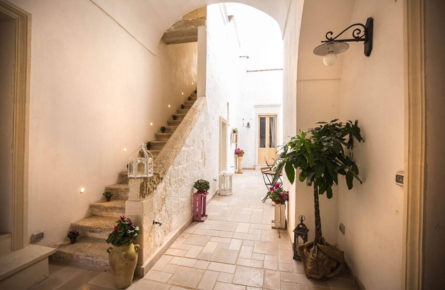 IL BORGO - VILLA A CORTE desde 1700 a pocos kilómetros del mar
