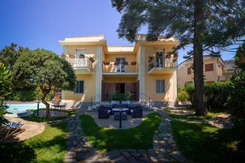 Il Giardino degli Allori