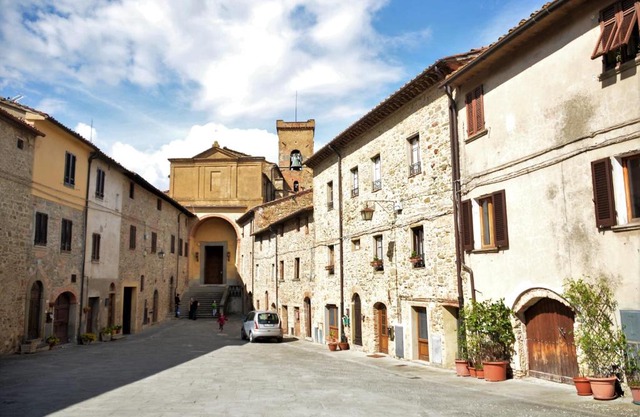 Il Mirtillo - A truly magical place in the heart of Tuscany, nestled in a medieval village