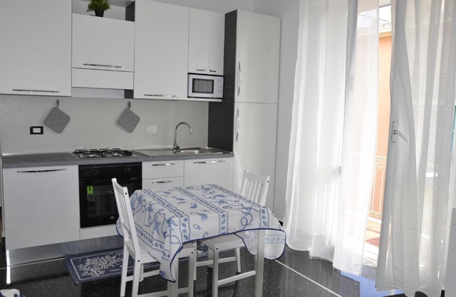 Il Nido di Quarto con park auto macchine PICCOLE segmento B