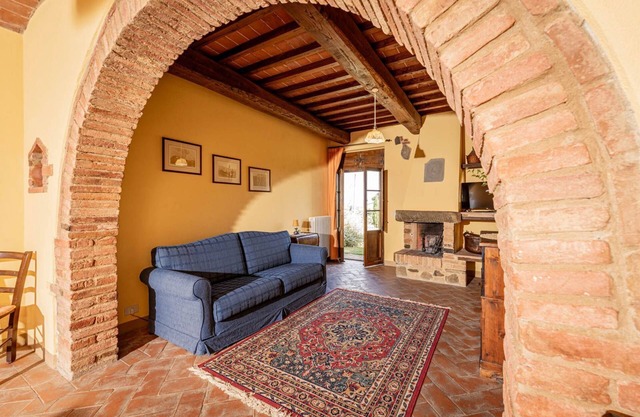 "Il Querciolo" Apartment "Fitto" for 4+2 people in a farmhouse in Valdichiana, in the heart of Tuscany