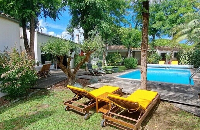 Villa arbolada de Ile d'Oleron con piscina privada climatizada (6 personas máximo)