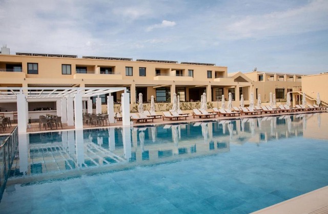 Ilion Beach Hotel