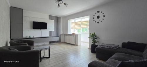 ILONA APARTAMENT 3 camere