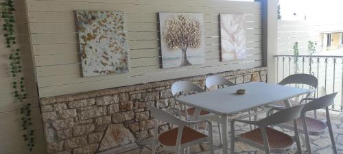 Imerolia House