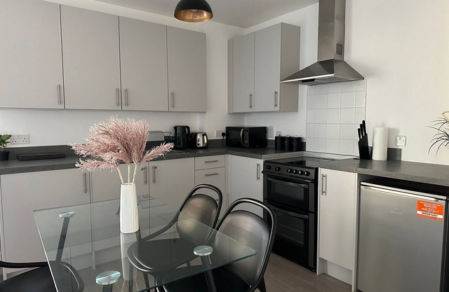 Immaculate 2-bed Apartment in East London