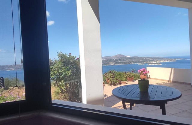 Immaculate 3-Bed House in Chania