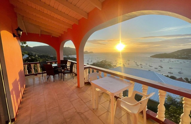 Immaculate 3 Bed Villa Overlooking Admiralty Bay