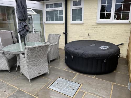 Immaculate 4-Bed Cottage in Knaresborough