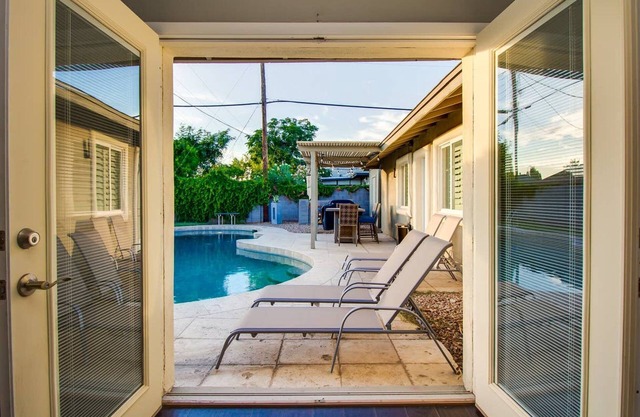 Immaculate Home Near Old Town Scottsdale and Asu!