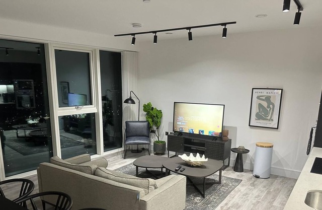 Impeccable 1Bed Flat in West London!!