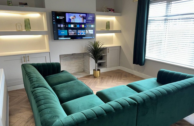 Impeccable 3-Bed House in Walsall