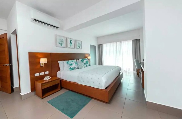 Imperial Beachfront Beachfront Imperial Suites in Cabarete 2