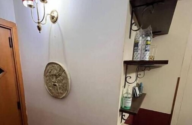 Imperial GuestHouse: TITO