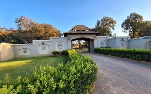 Imperial Lodge