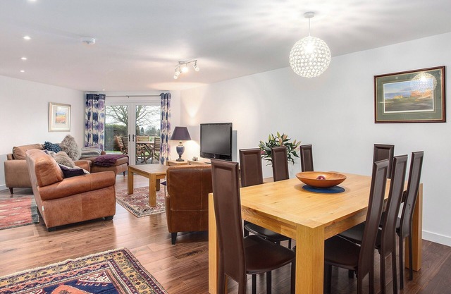 Alojamiento de 4 habitaciones en Auchtermuchty