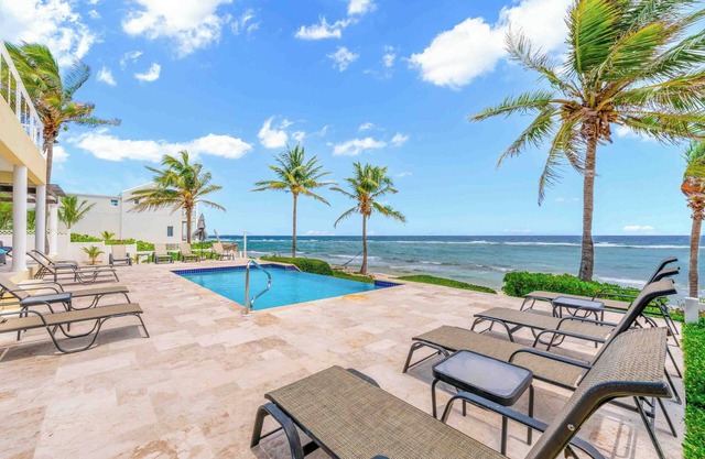 In Harmony: Beachfront Villa w/Private Pool, Outdoor Kitchen, & Free Kayak!