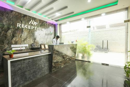 Gateway Transit Hotel