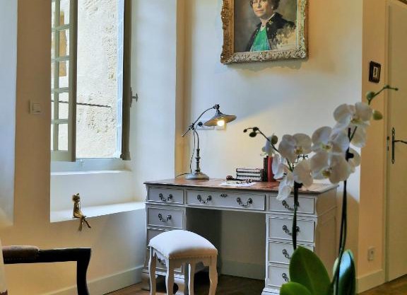 In Sarlat Luxury Rentals, Medieval Center - Appartement Sherlock