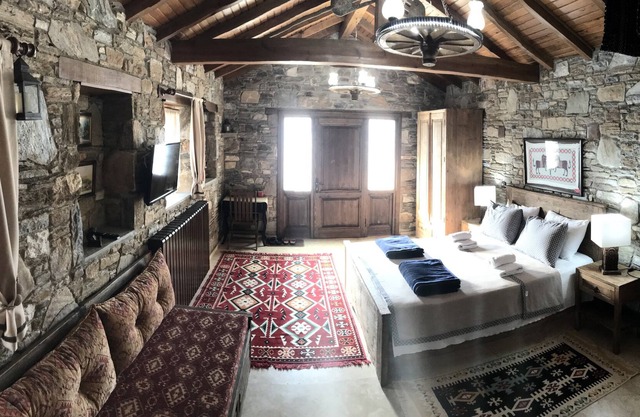 In the ancient environment, comfortable accommodation