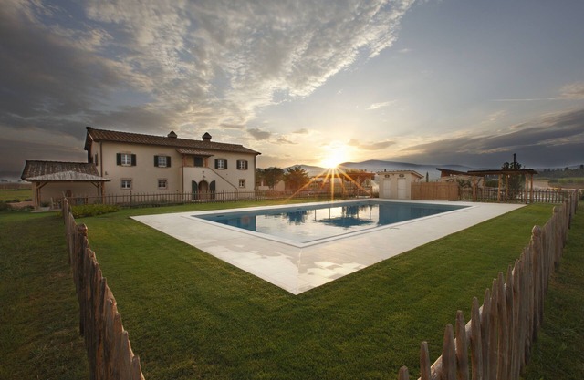 En la Maremma Toscana, cerca del mar, una villa de la piscina con todas las comodidades