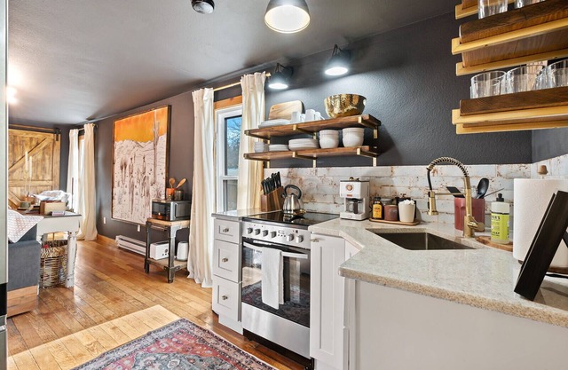 In-Town Remodeled Boardwalk House w/ Saloon | Hot Springs