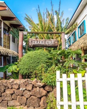 Inaki Uhi Hotel