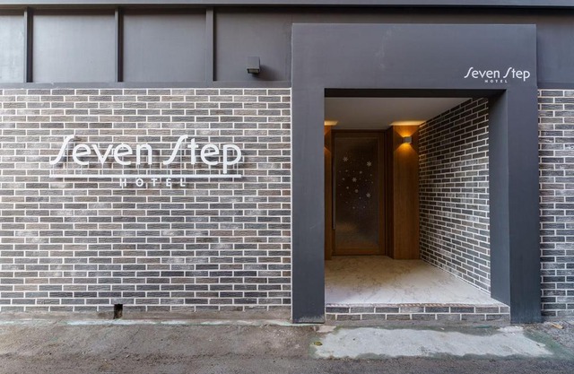 Incheon Hotel Seven Steps