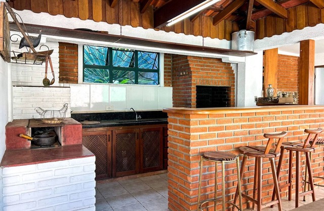 Incrível casa com lazer completo e WiFi -Ibiúna/SP