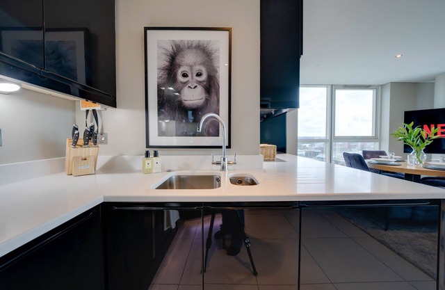 INCREDIBLE BELFAST CITY VIEWS APARTMENT SLEEPS 4