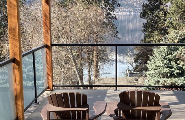 Incredible Lake House in Amazing Location of Okanagan Centre