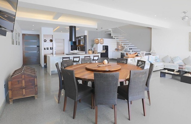 Increíble penthouse con vista al mar