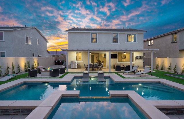 Incredible Oasis - Resort Pool Home - All King Beds