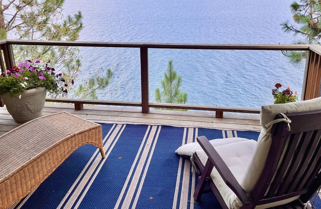 Incredible Waterfront Home on Hayden Lake