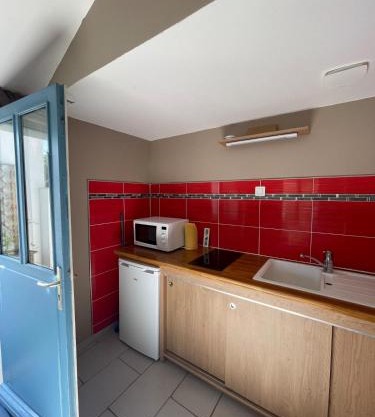 Independent 2 bedrooms with garden