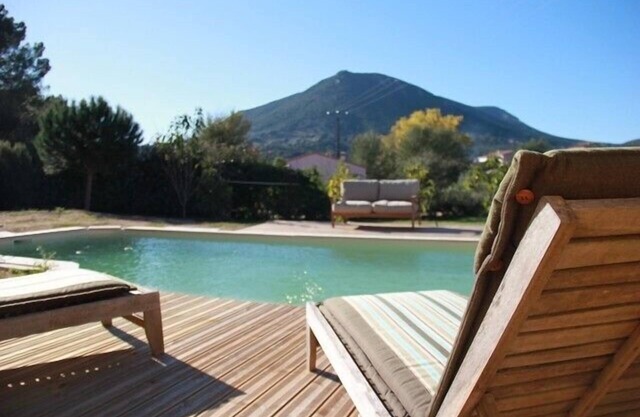 Villa independiente y acogedor con piscina 9,5x4,9 m.