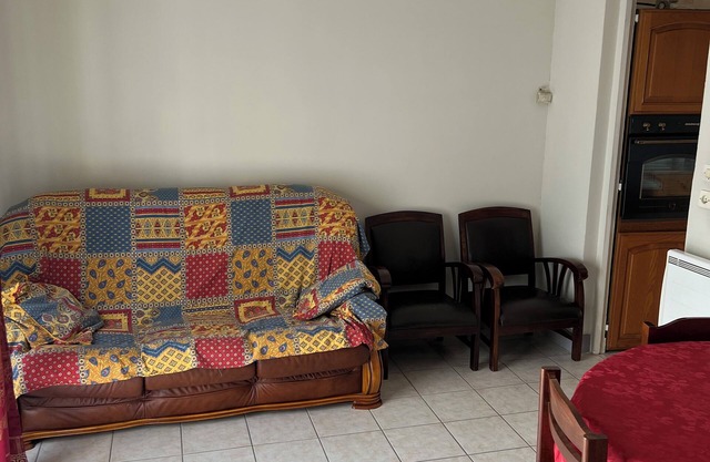INDEPENDENT HOUSE 25 KM PARIS, DISNEY LAND, Chelles near J'O 2024