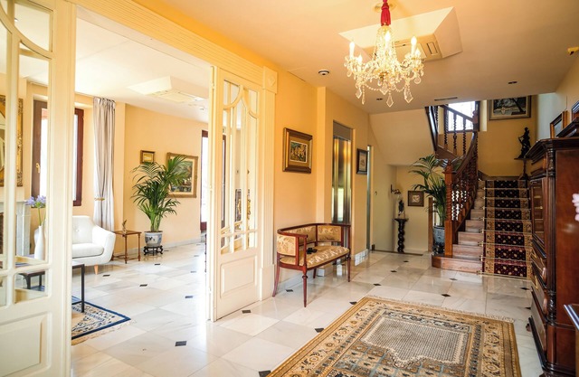Indiana Boutique Hotel