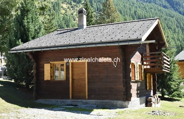 Individual chalet in Zinal - 1 bedroom with a double bed (160x190) - 1 bedroom with 2 beds - living